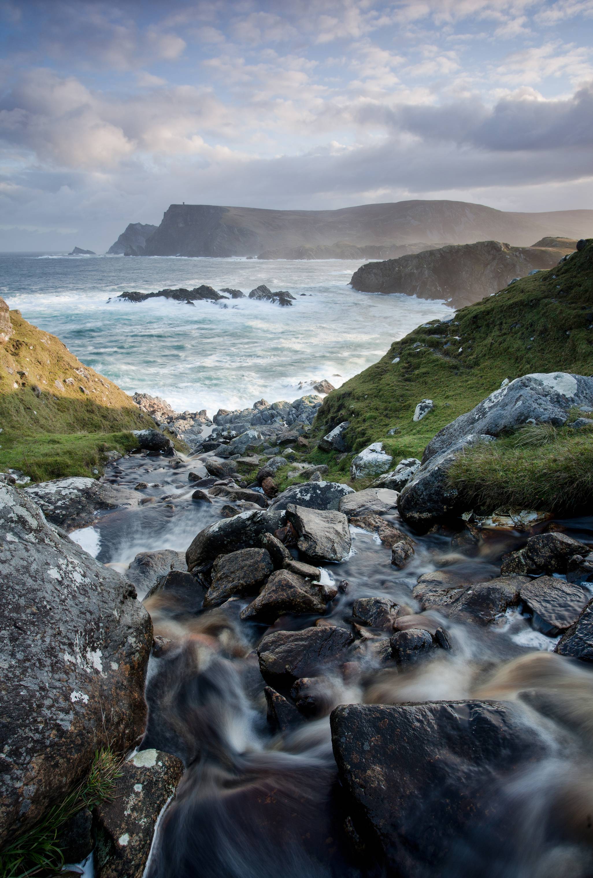 Radharc farraige ar Chionn Ghlinne, Gleann Cholm Cille (Grianghrafadóir: Peter McCabe)