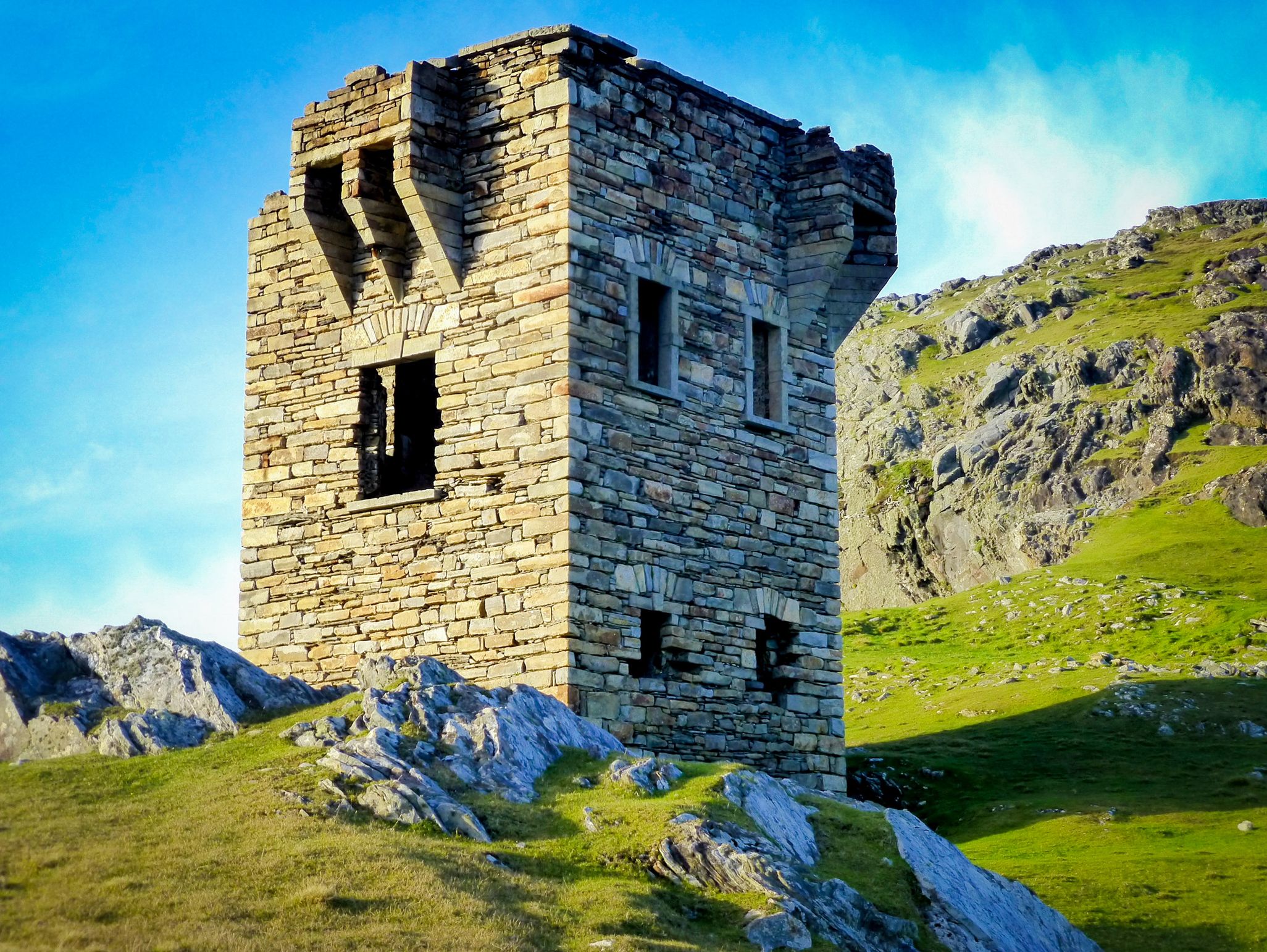 Napoleonic signal tower, Carrigan Head, Teileann