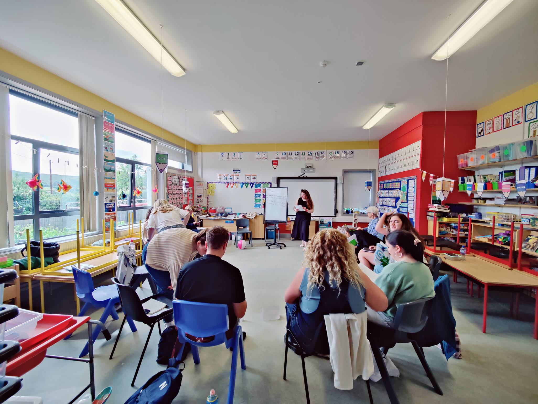 Irish language class in Scoil an Choimín, Gleann Fhinne