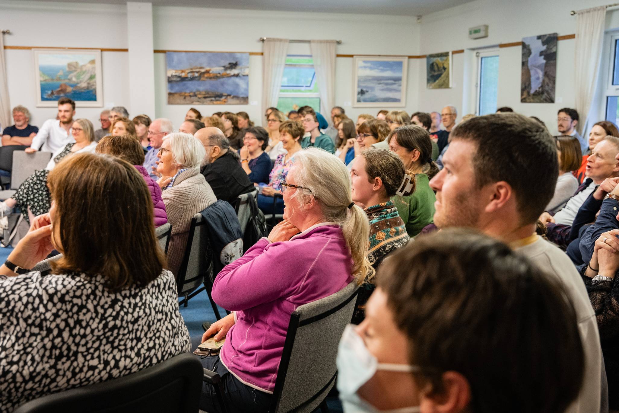 Lucht féachana ag imeacht de chuid Oideas Gael