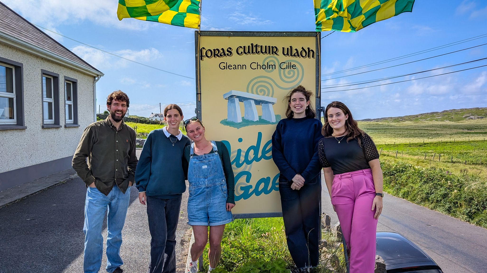 Oideas Gael teachers along with students from the University of Notre Dame who were attending a course